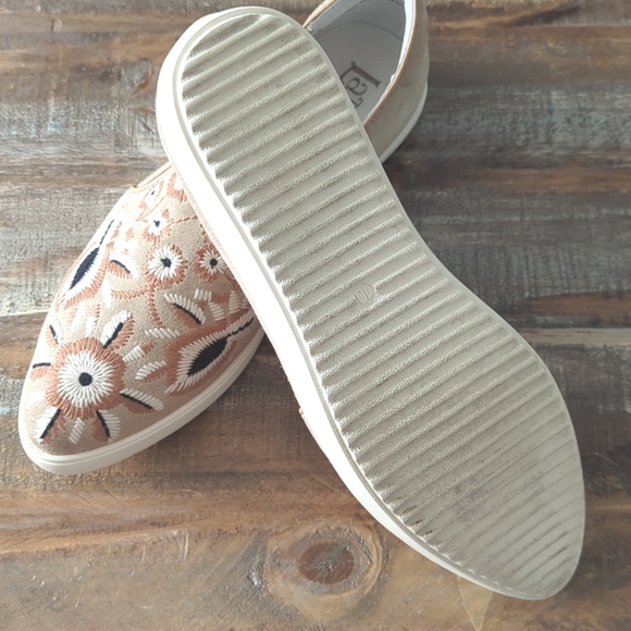 🌿FREE PEOPLE LATIGO SHOES🌿 - Picture 5 of 8